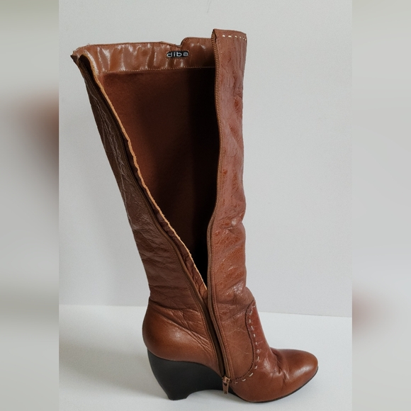 DIBA BOOTS COGNAC BROWN WEDGE HEEL KNEE HIGH ALMOND TOE BUCKLE LEATHER 7 - Picture 5 of 16